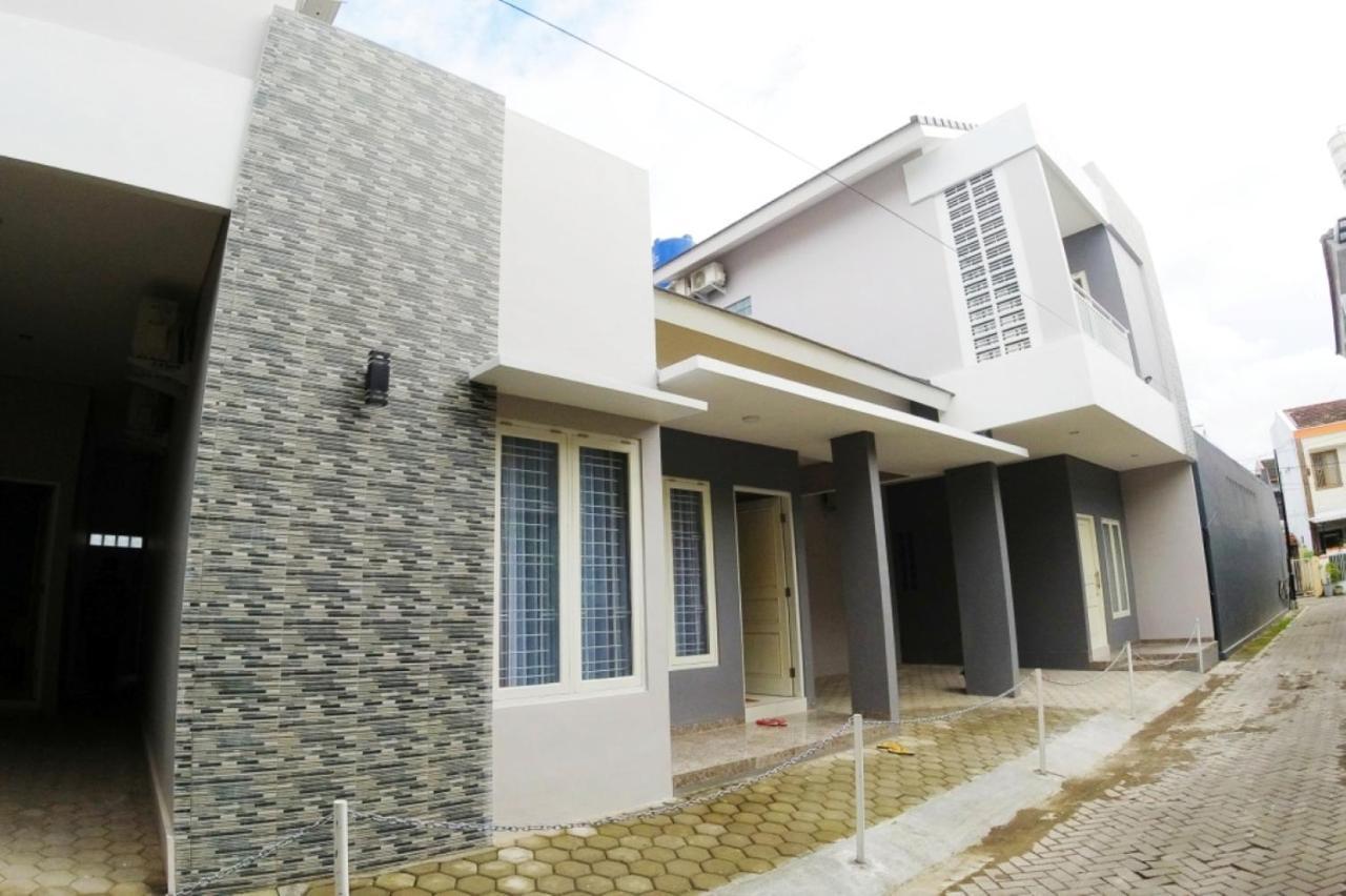 Omah Bondi Family Homestay By Fh Stay يوغياكارتا المظهر الخارجي الصورة
